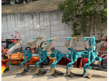 ARATRI PENTAVOMERE REVERSIBILI IDRAULICI emmegiemme LM2