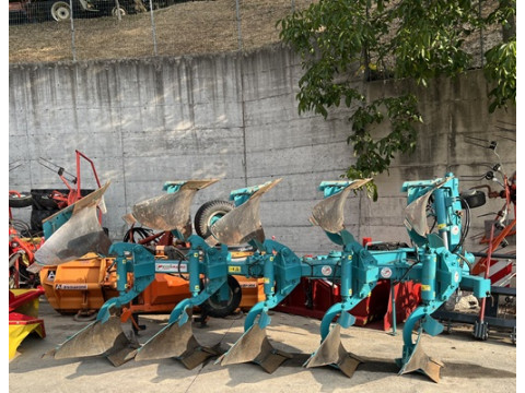 ARATRI PENTAVOMERE REVERSIBILI IDRAULICI emmegiemme LM2