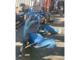 ARATRO BIVOMERE TRAINATO