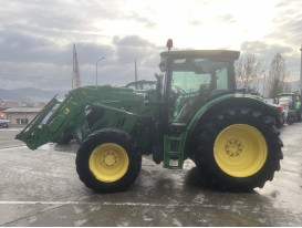 JOHN DEERE 6125 R CON CARICATORE FRONTALE CON FORCA BALLONI