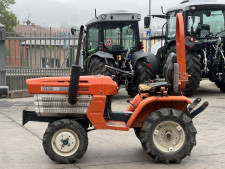 KUBOTA B1200
