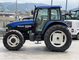NEW HOLLAND M 100